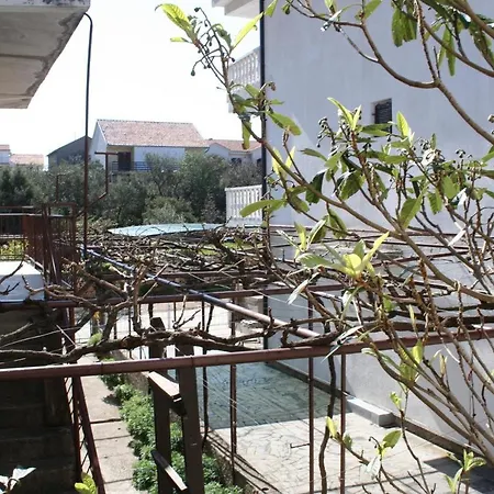 Studio Podaca 515d דירה וליקי דרבניק